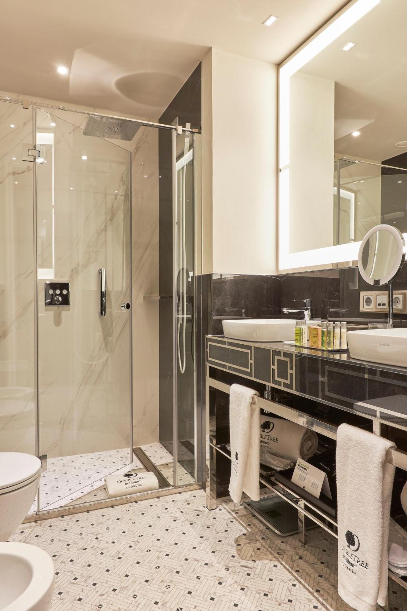 Doubletree By Hilton La Coruña Eksteriør bilde